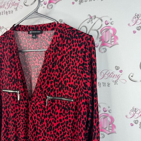 INC International Concepts long sleeve blouse zippers Red and Gray Leopard - Picture 4 of 9